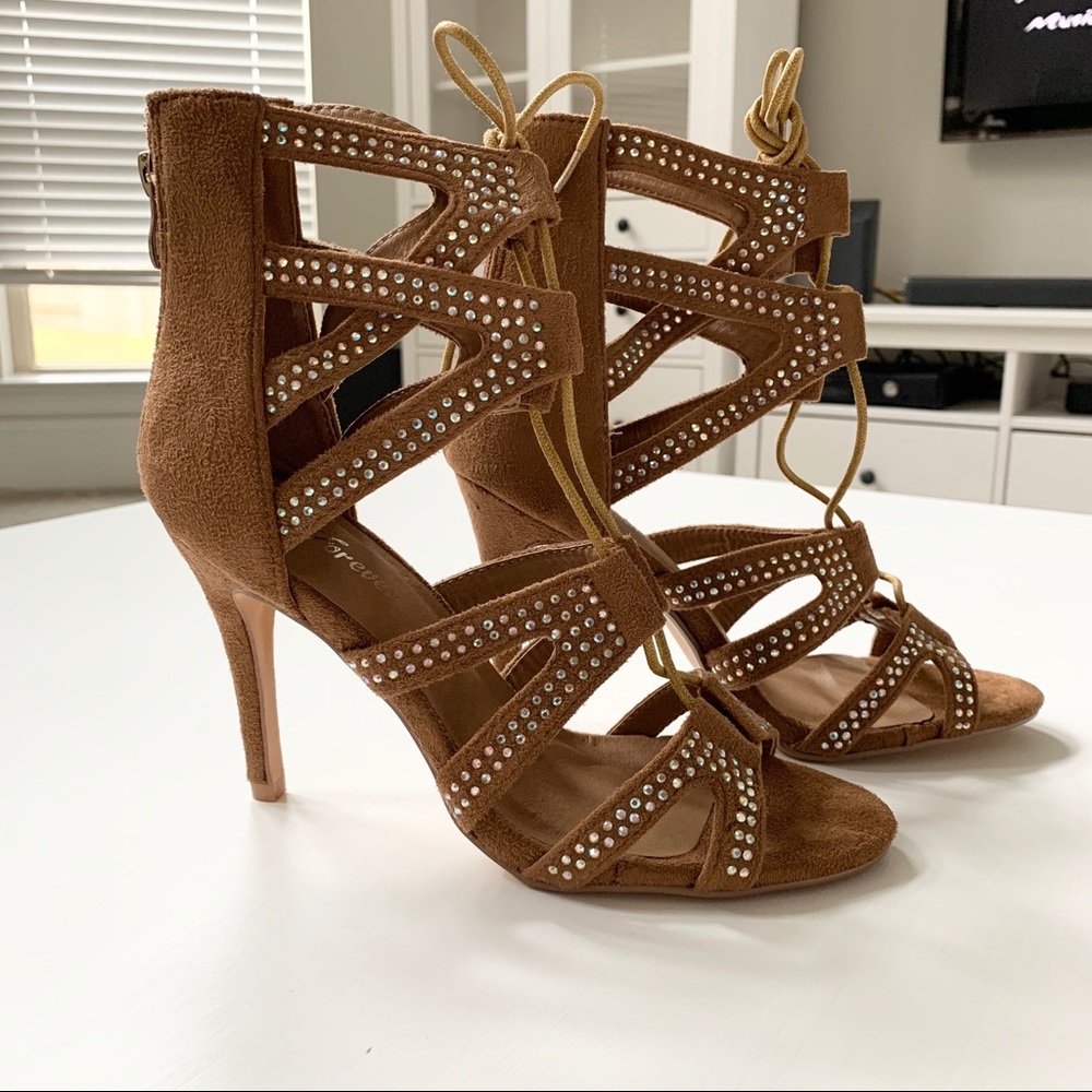 Forever Tan Heeled Sandals Size 7.5